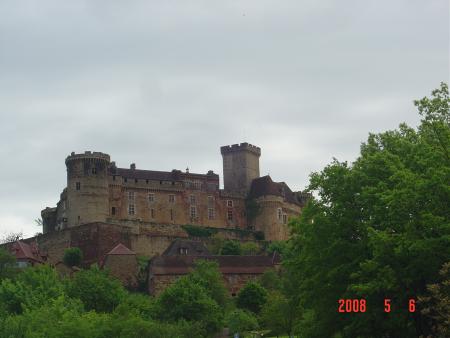 Castelneau